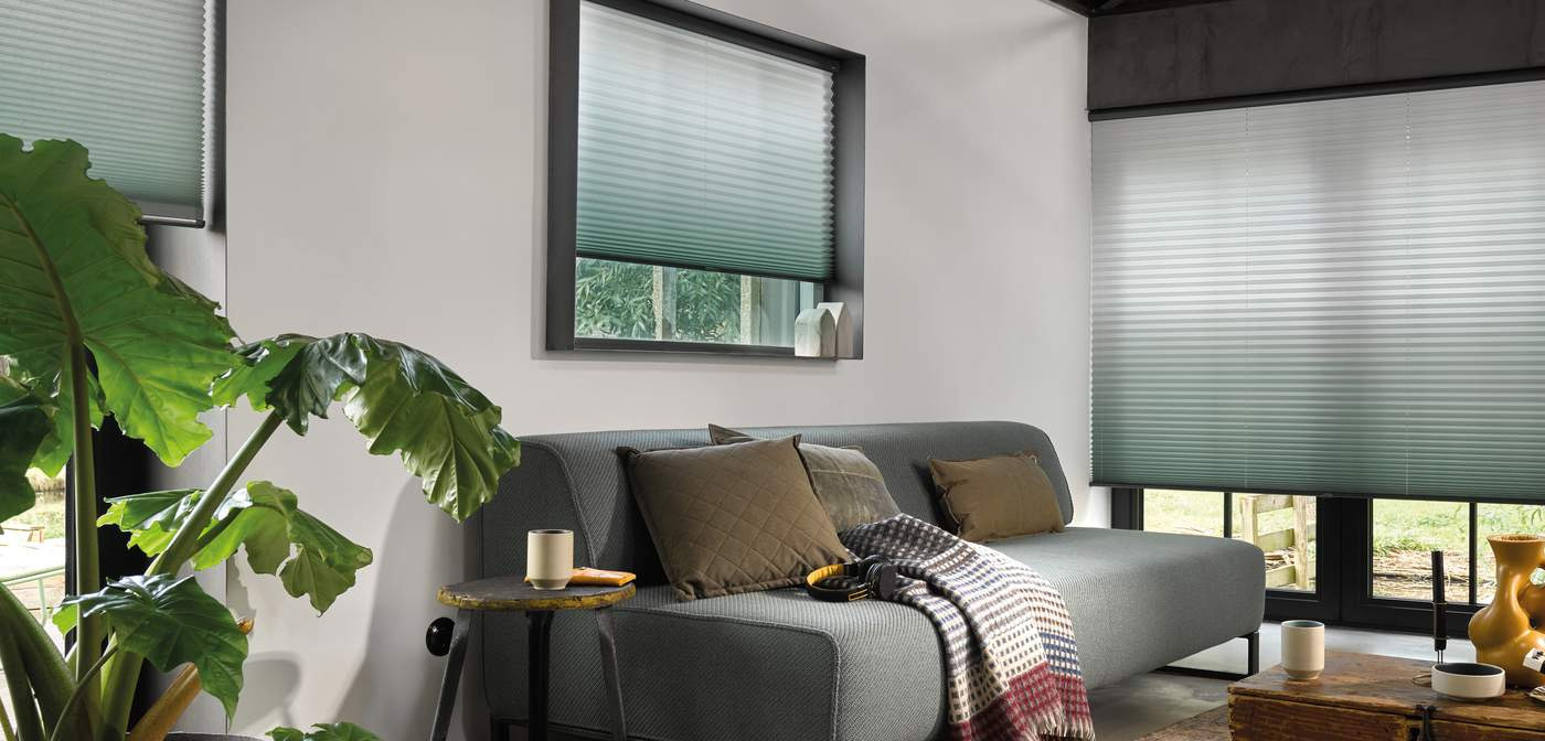 Explore the advantages of Luxaflex® PowerView® motorized blinds