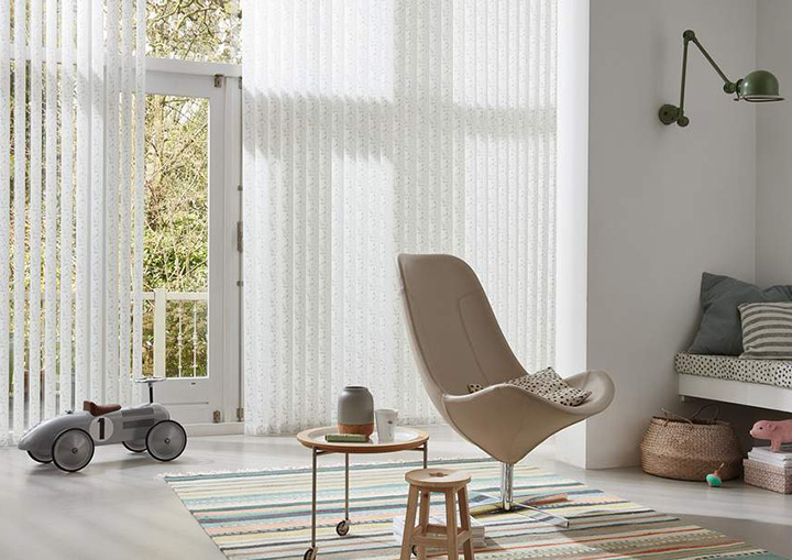 Maximising Light and Privacy with Vertical Blinds
